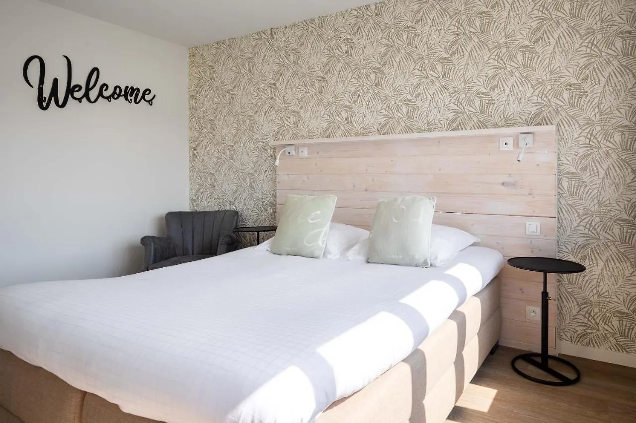 Aparthotel West Bay